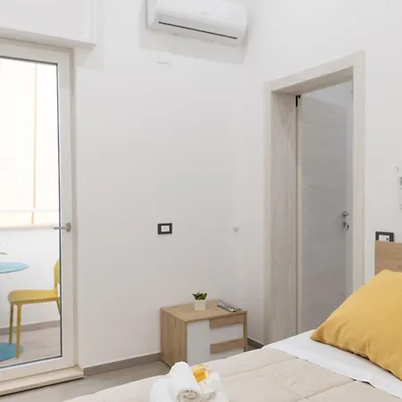 Konukevi Massaglia108 Lecce